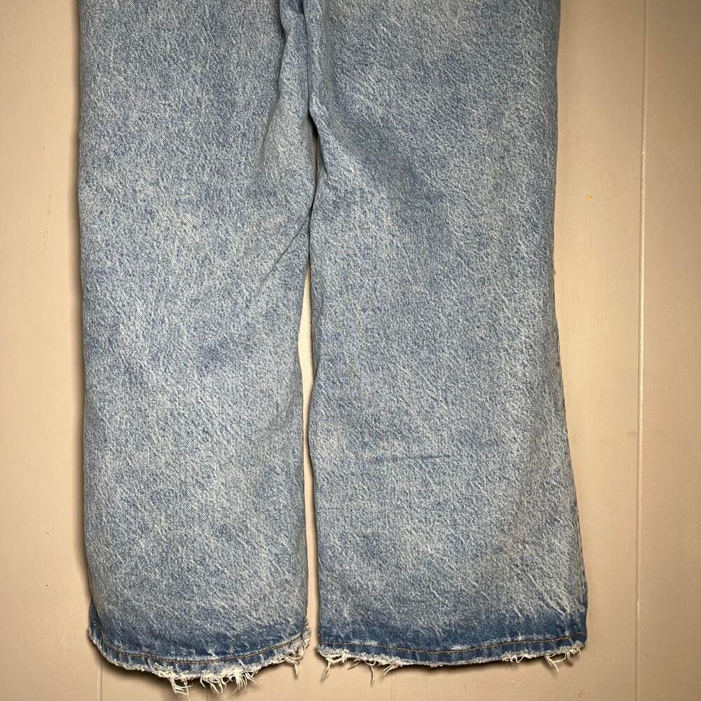 We The Free Baggy Wide Leg Size 30 Blue Jeans Distressed Waist 33” Urban Out - Picture 8 of 8